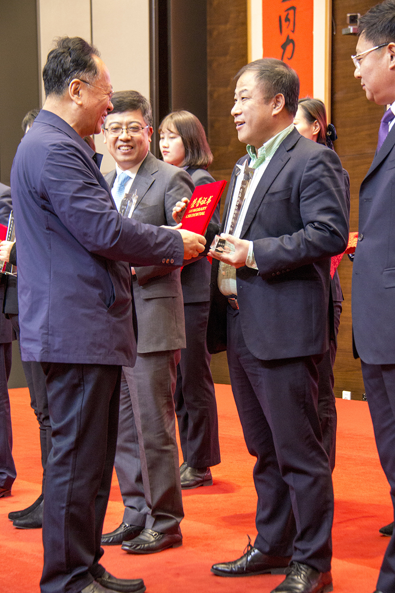 民營企業(yè)高質(zhì)量發(fā)展,德才集團(tuán)再獲殊榮領(lǐng)跑民企(圖5) 民營企業(yè)高質(zhì)量發(fā)展,德才集團(tuán)再獲殊榮領(lǐng)跑民企(圖5)